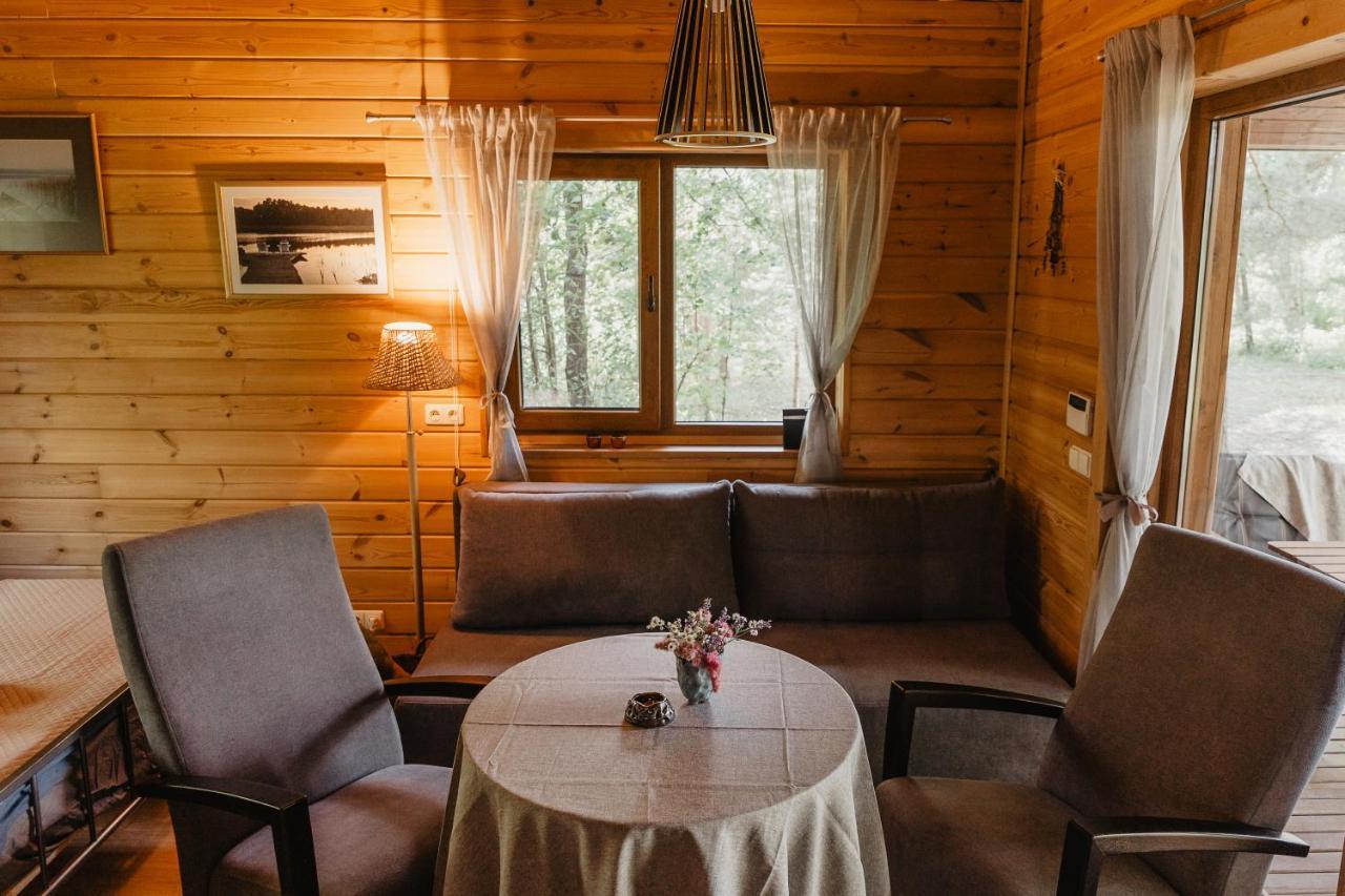 Berzu Namelis - Birch Cabin Kutsyuny エクステリア 写真