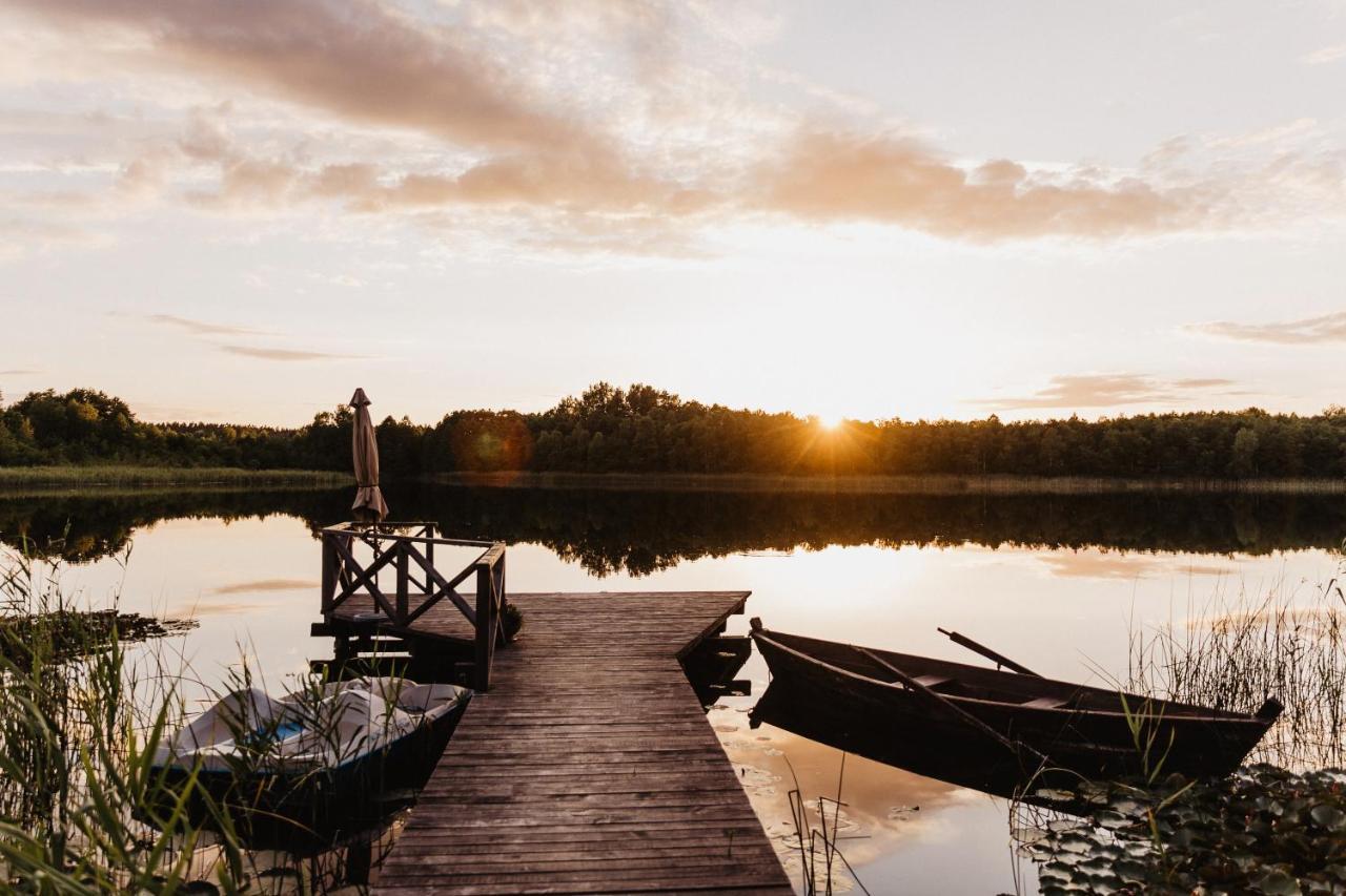 Berzu Namelis - Birch Cabin Kutsyuny エクステリア 写真